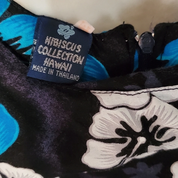 Hibiscus Collection Hawaii Summer Dress blue with white flowers medium-sized - Picture 3 of 5
